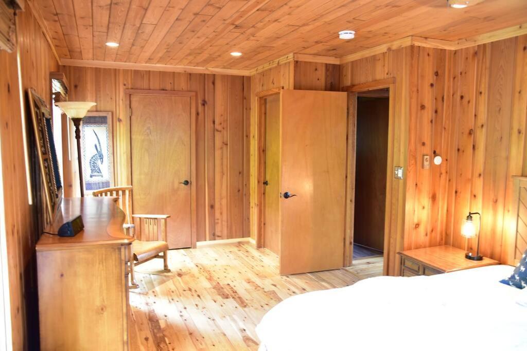 Quiet And Comfy 3Bed/2Bath - Chalet With Hot Tub. Cedar Exterior foto