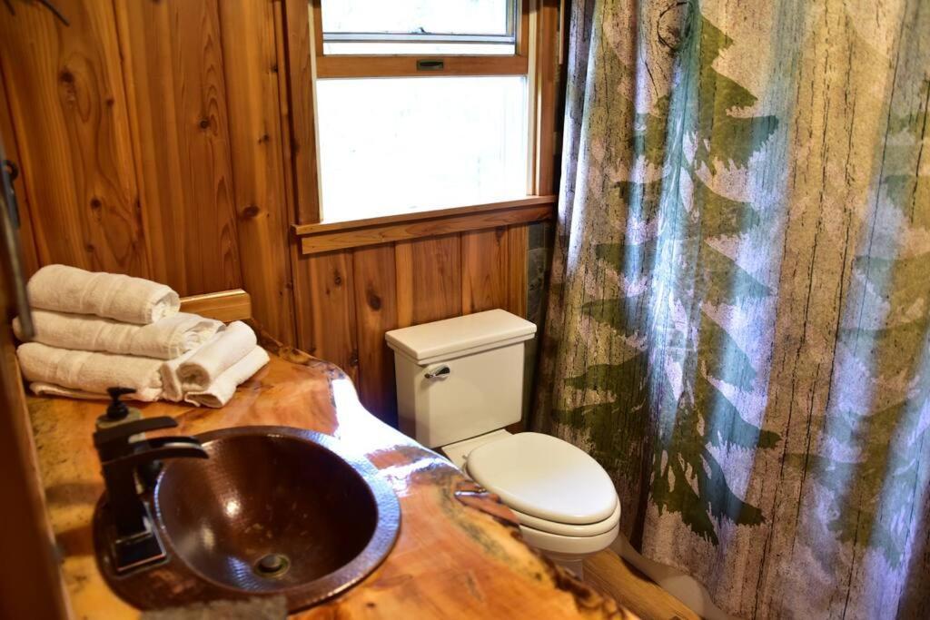 Quiet And Comfy 3Bed/2Bath - Chalet With Hot Tub. Cedar Exterior foto